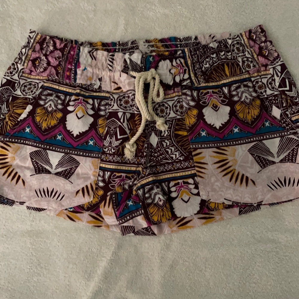 Roxy Oceanside printed shorts